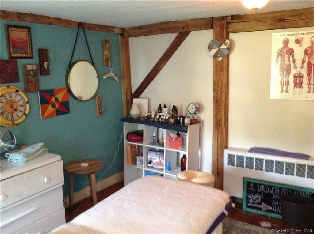 333 Scott Swamp Rd, Farmington, CT 06032